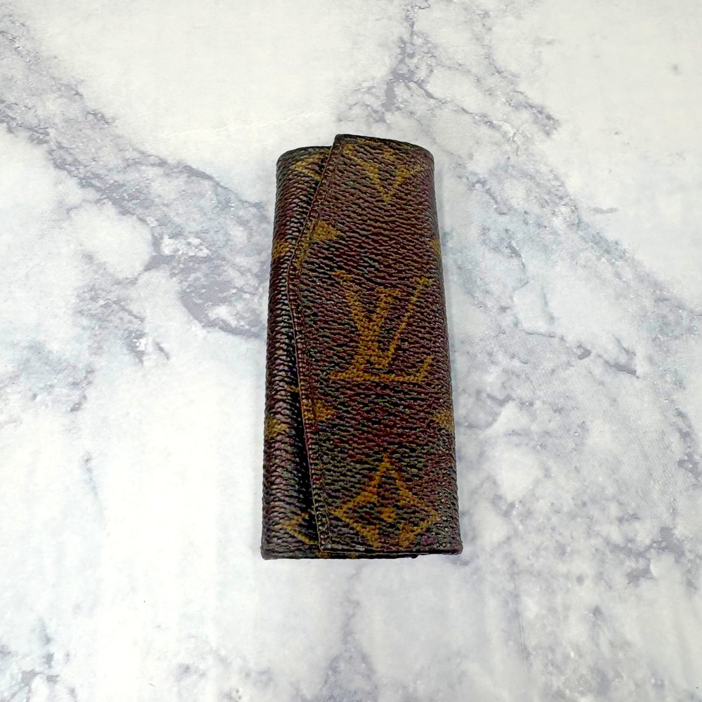 True Vtg 3 Key Louis Vuitton LV Monogram Key Holder W/ 3 Key Rings Brown Leather